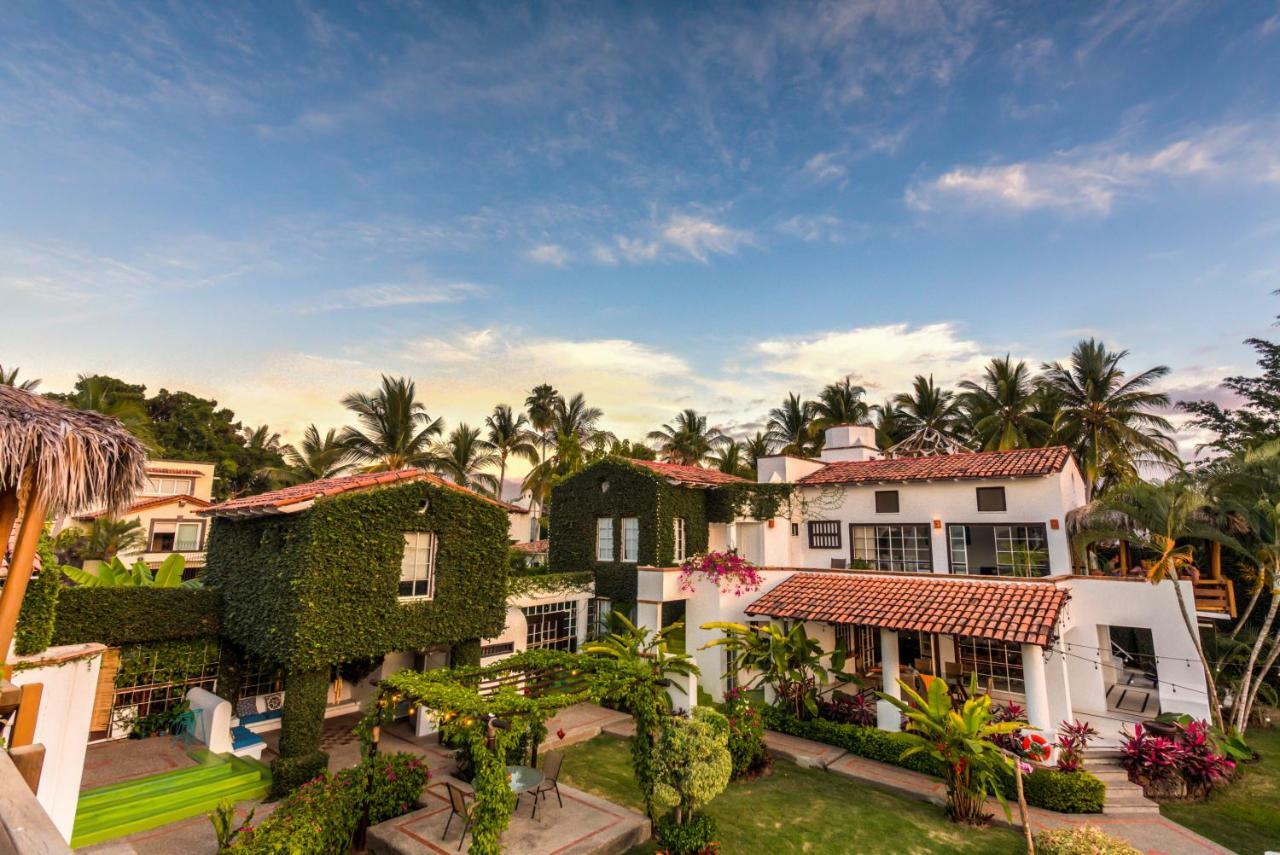 The Green House Marina Golf - Suites & Villas Пуэрто-Вальярта Экстерьер фото